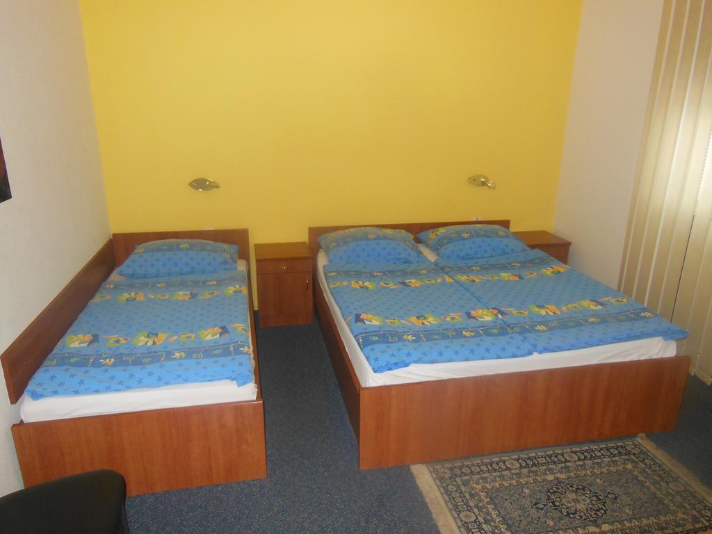 Hotel Pri Belokranjcu نوفو ميستو الغرفة الصورة